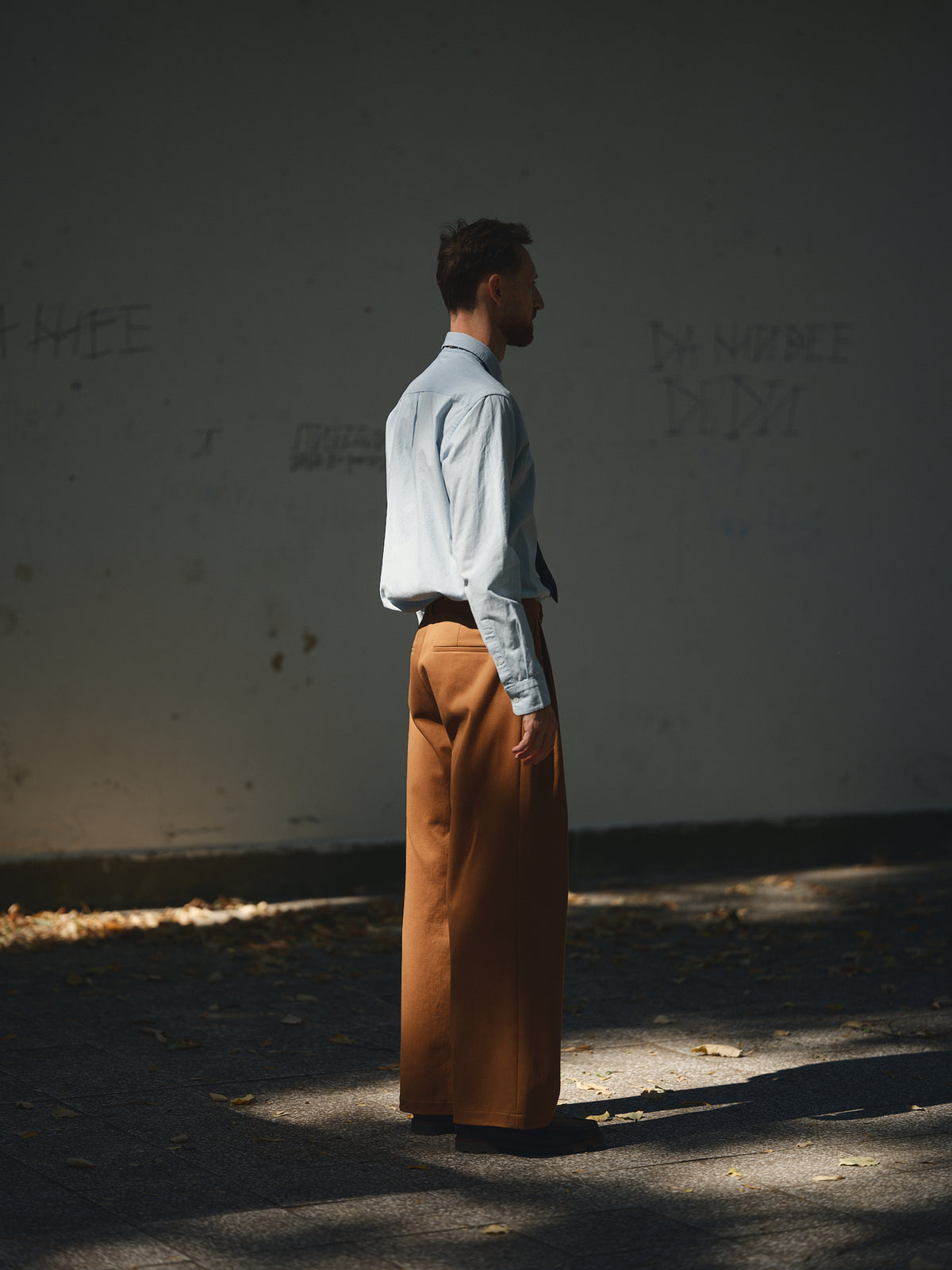 Alfred Trousers in burnt caramel by TODÓR TRAME, image 2 of 5